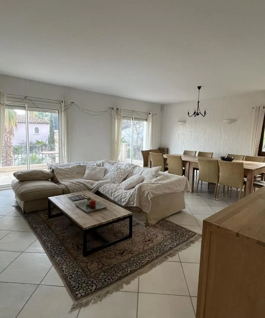 House With Private Pool In Roquebrune-Sur-Argens France