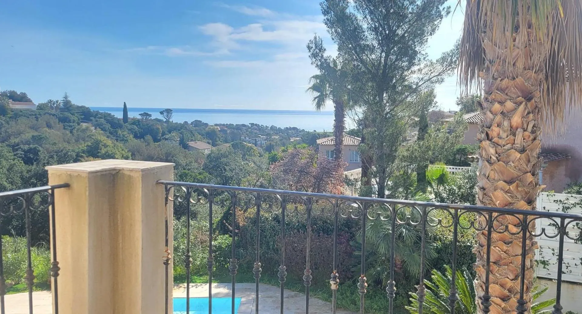 House With Private Pool In Roquebrune-Sur-Argens Holiday home