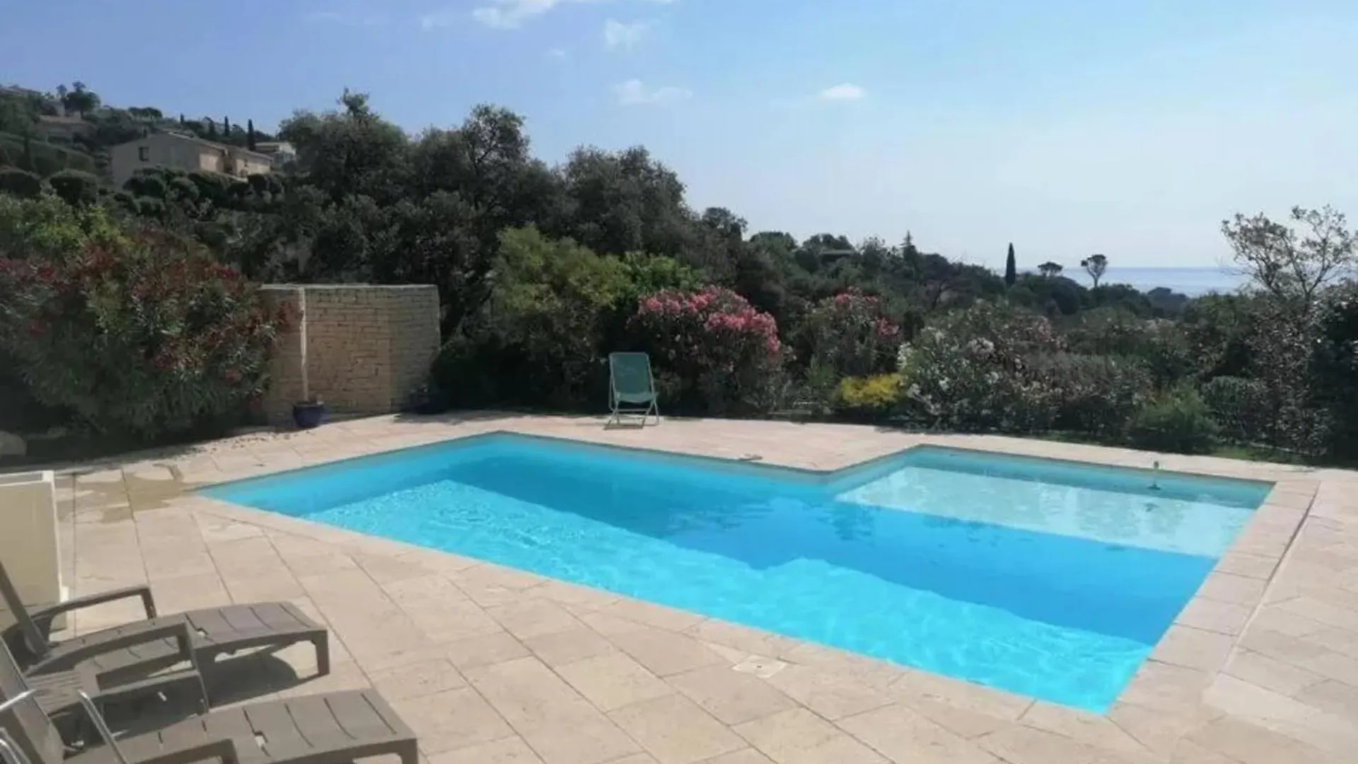 House With Private Pool In Roquebrune-Sur-Argens